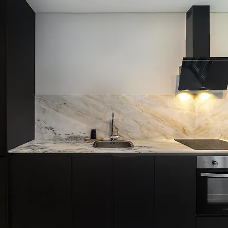 Whome Prime Portal To Your Gateway To Urban Wonders Apartment Porto