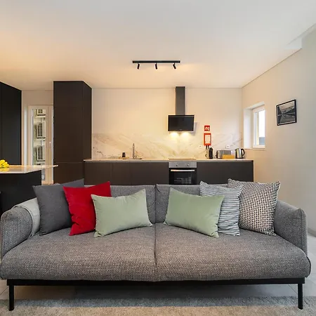 Whome Prime Portal To Your Gateway To Urban Wonders * Porto