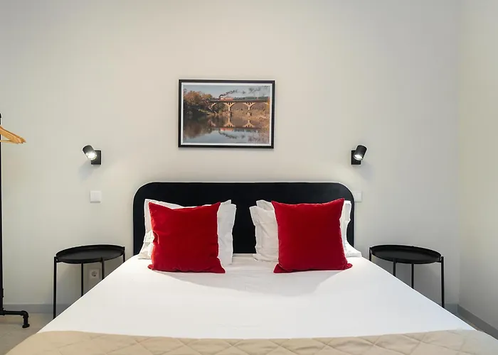 Whome Prime Portal To Your Gateway To Urban Wonders פורטו