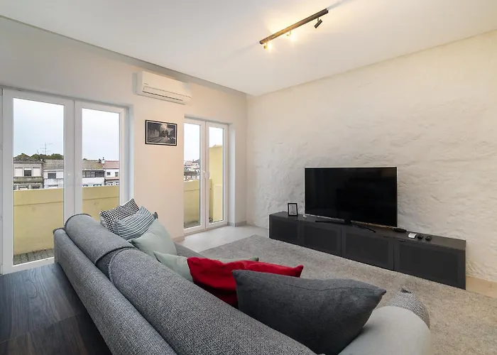 Whome Prime Portal To Your Gateway To Urban Wonders Appartement